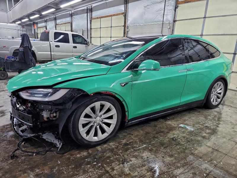 Фото 1 - TESLA MODEL X