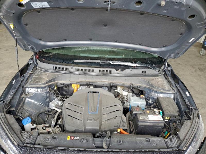 Фото 11 - HYUNDAI KONA