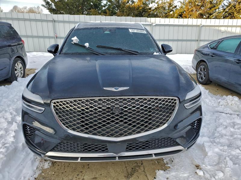 2023 GENESIS GV70 BASE
