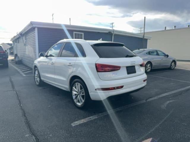 Фото 3 - AUDI Q3