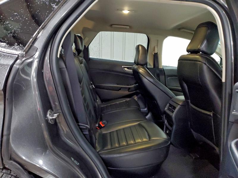 Фото 11 - FORD EDGE