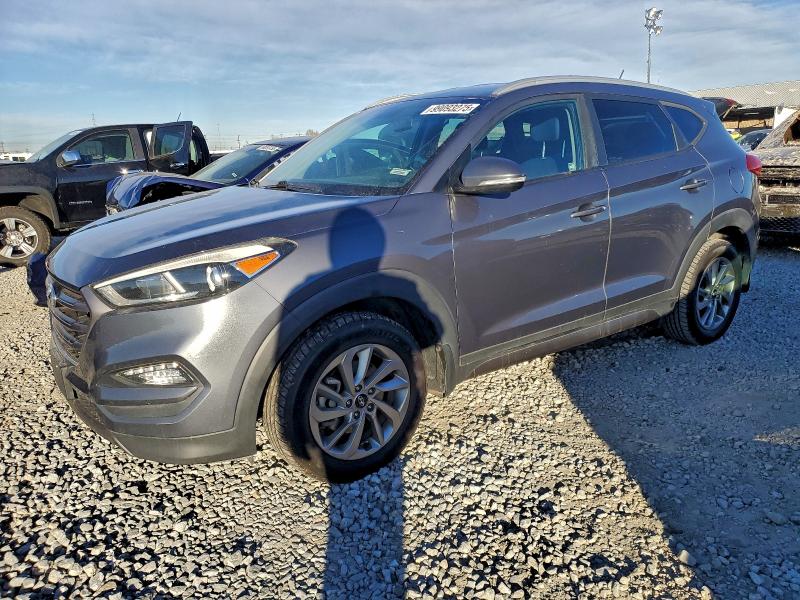 Фото 1 - HYUNDAI TUCSON