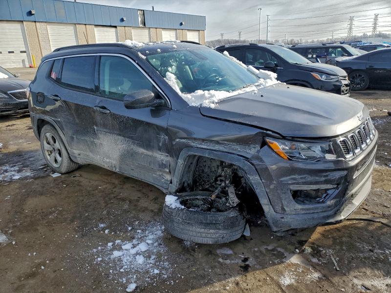 Фото 4 - JEEP COMPASS