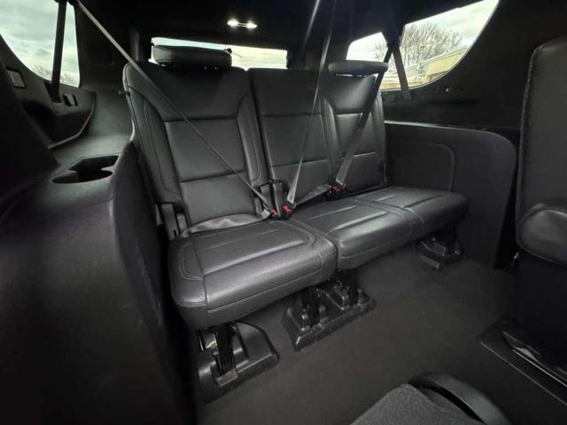 Фото 11 - CHEVROLET SUBURBAN