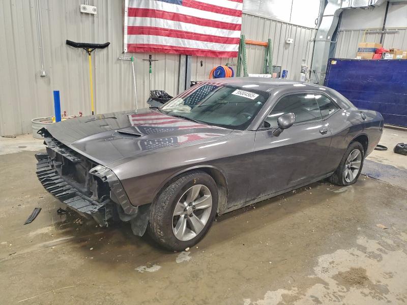 Фото 1 - DODGE CHALLENGER