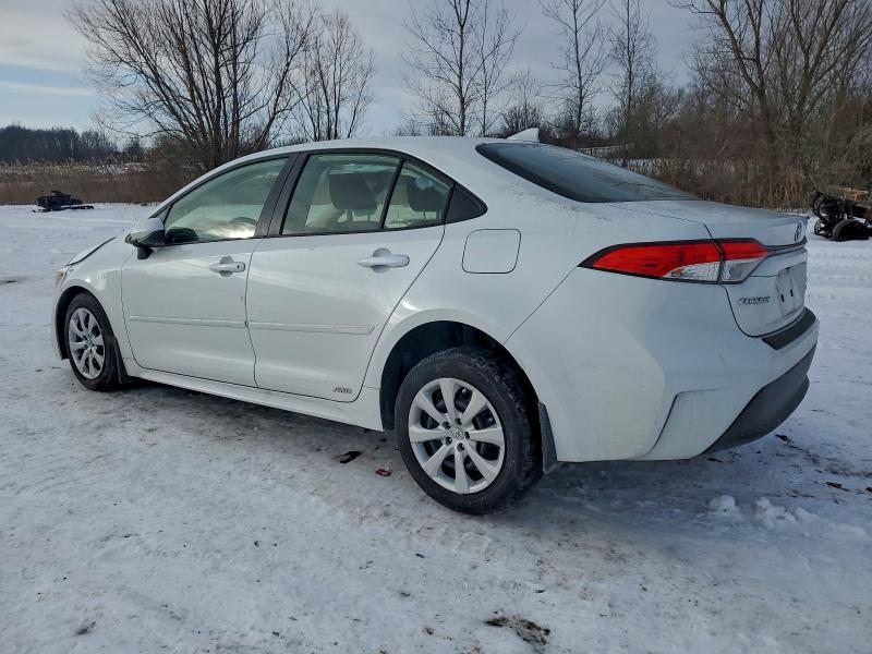 Фото 2 - TOYOTA COROLLA
