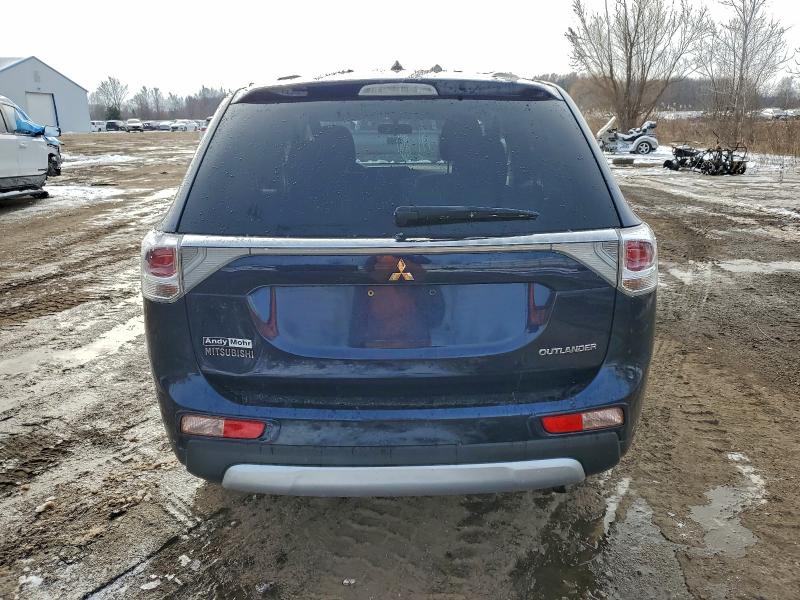 Фото 6 - MITSUBISHI OUTLANDER