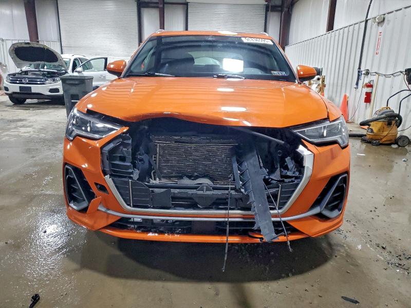 Фото 5 - AUDI Q3