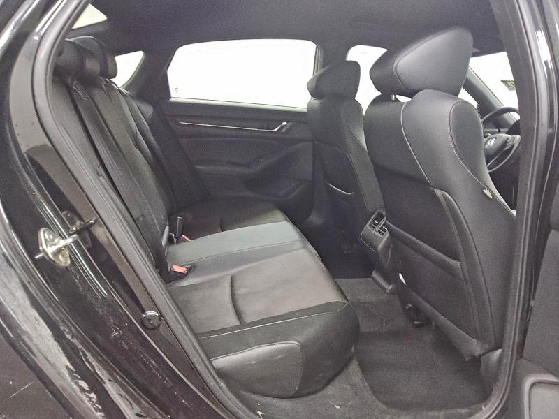 Фото 10 - HONDA ACCORD