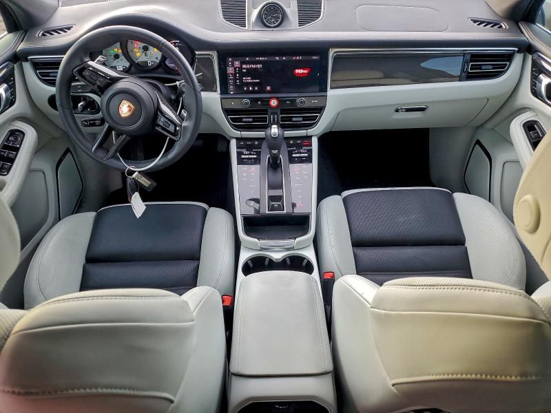 Фото 8 - PORSCHE MACAN