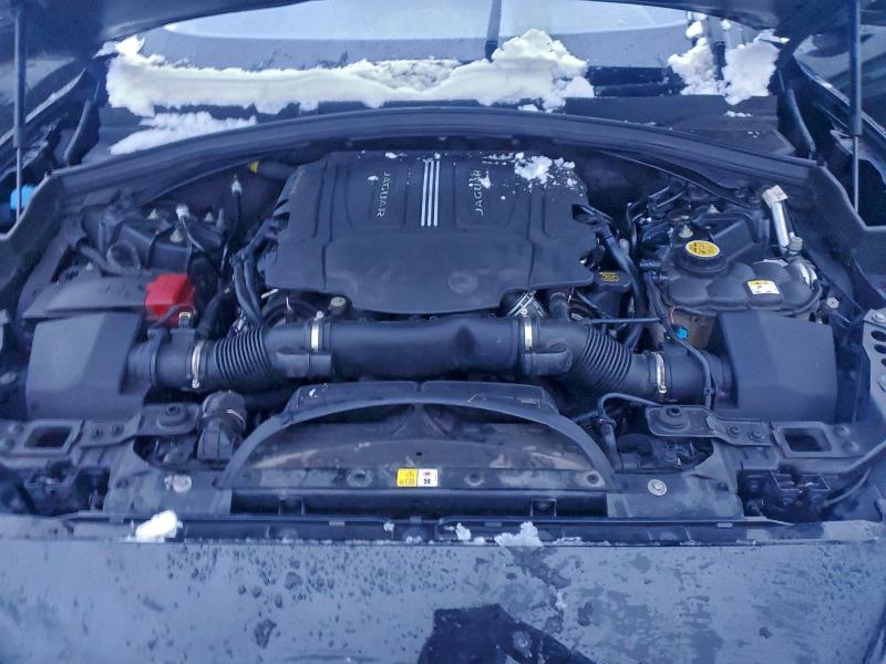 Фото 11 - JAGUAR F-PACE