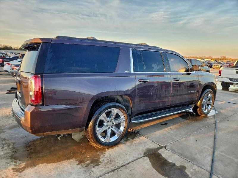 Фото 3 - GMC YUKON