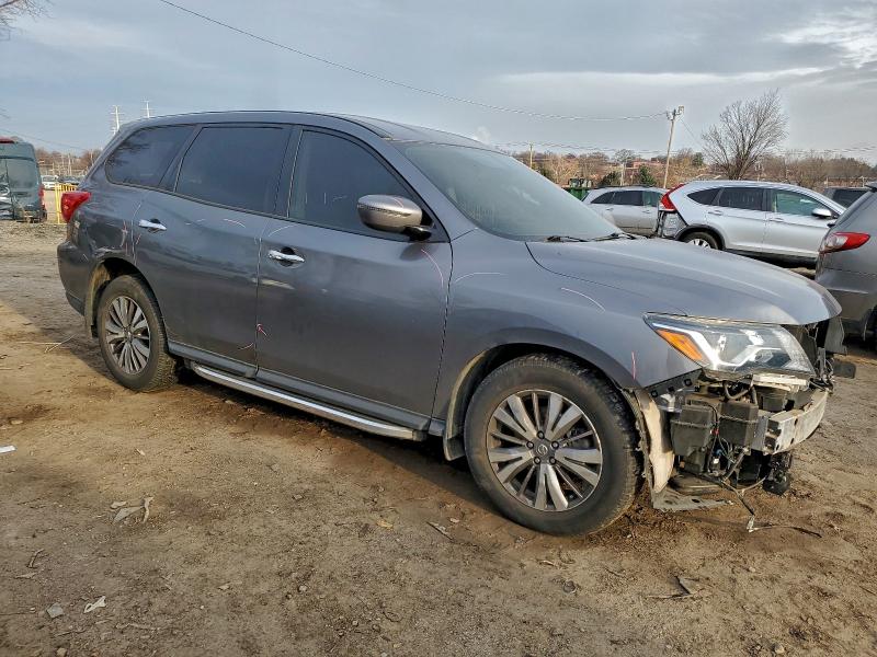 Фото 4 - NISSAN PATHFINDER