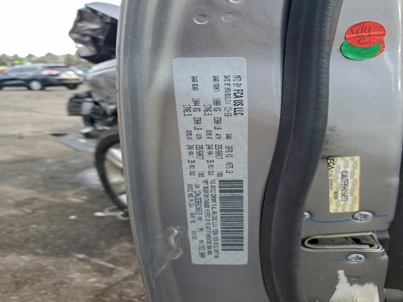 Фото 12 - JEEP COMPASS