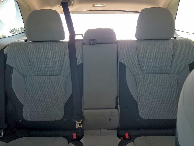 Фото 10 - SUBARU FORESTER