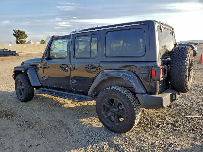 Фото 2 - JEEP WRANGLER