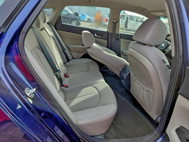 Фото 10 - KIA OPTIMA