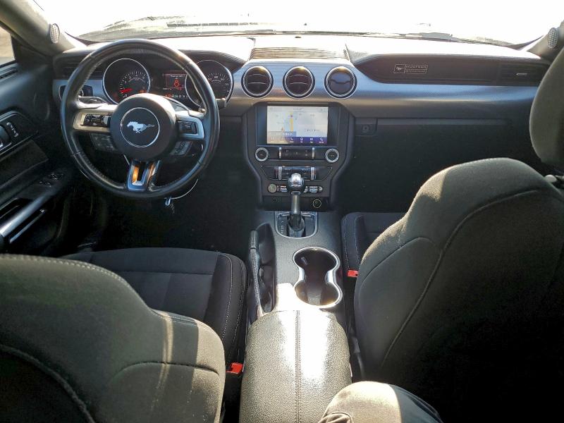 Фото 8 - FORD MUSTANG