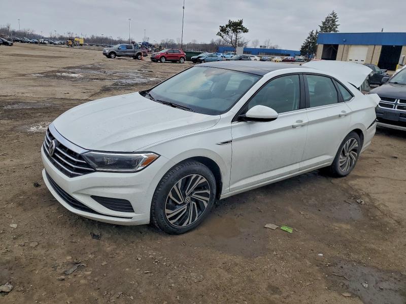 Фото 1 - VOLKSWAGEN JETTA