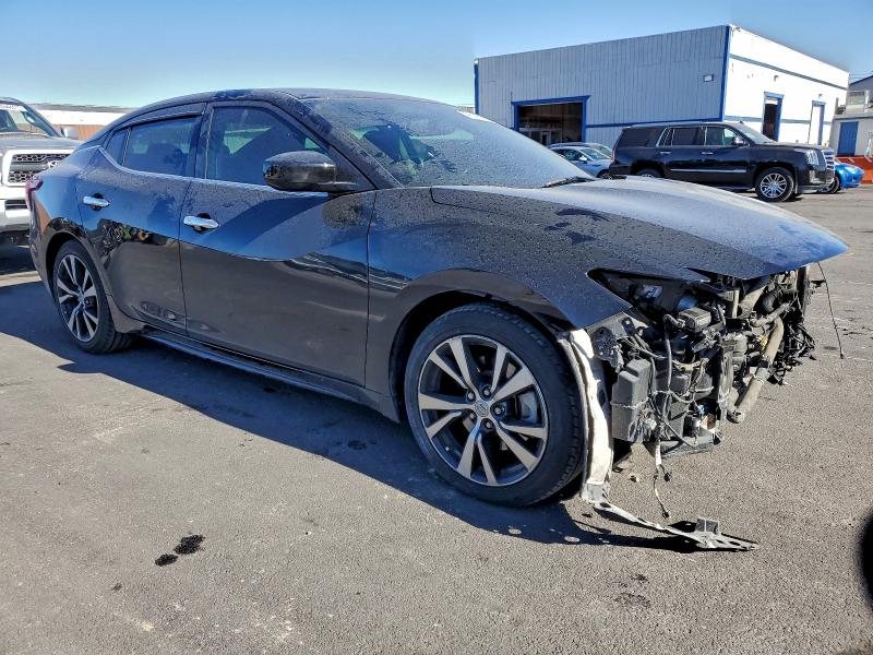 Фото 4 - NISSAN MAXIMA