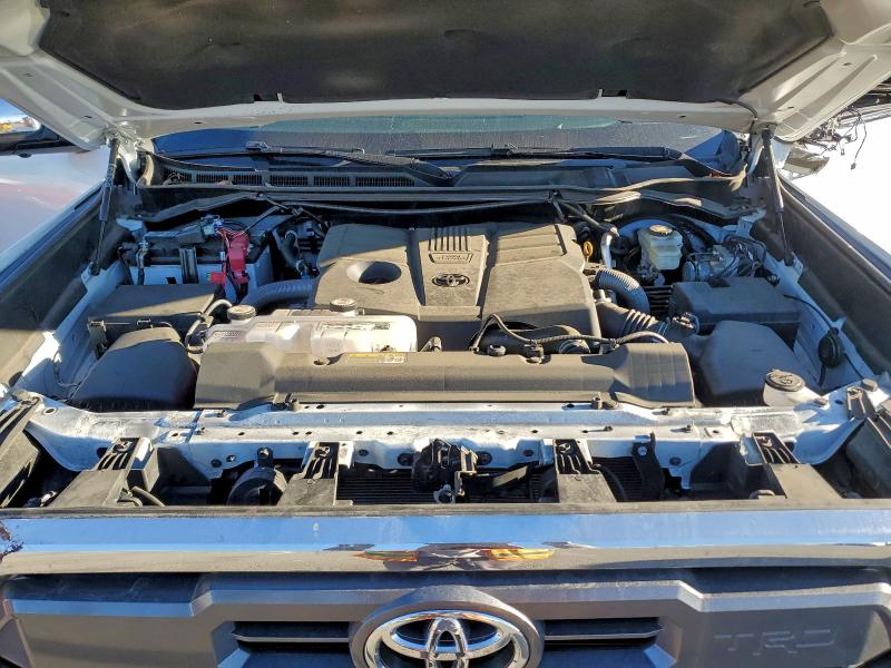 Фото 11 - TOYOTA TUNDRA