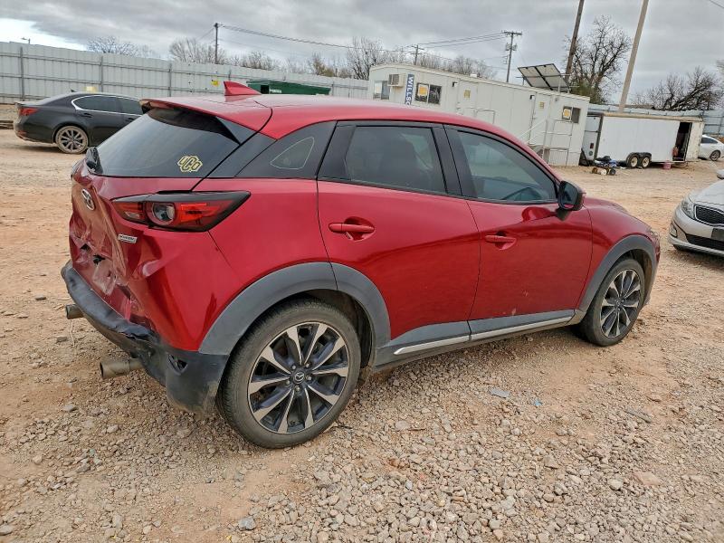 Фото 3 - MAZDA CX-3