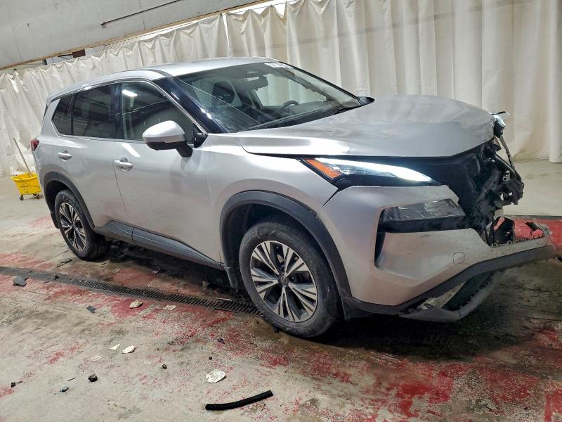 Фото 4 - NISSAN ROGUE