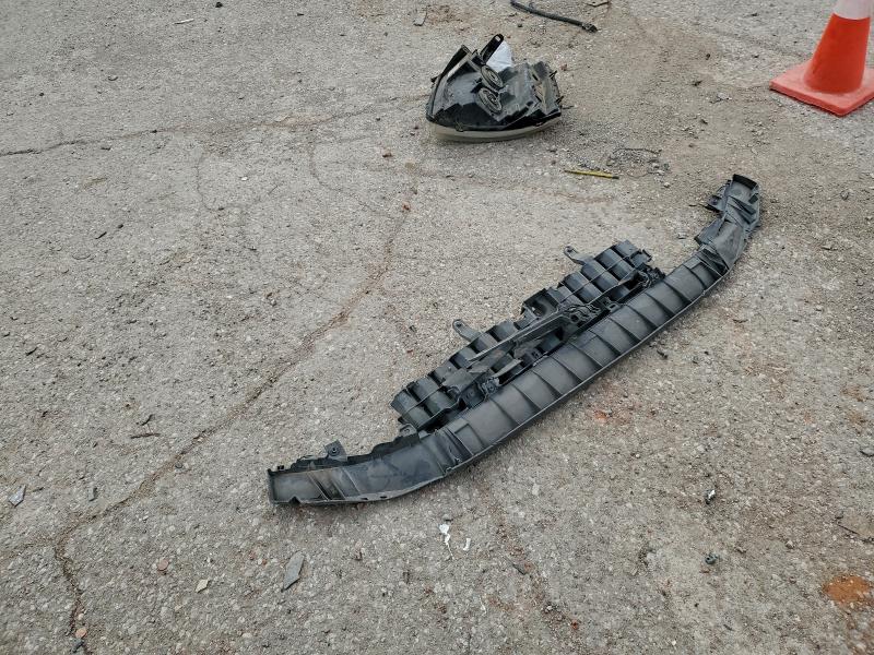 Фото 13 - FORD ECOSPORT