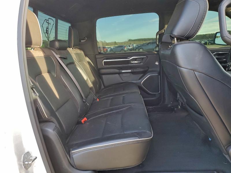 Фото 10 - RAM 1500