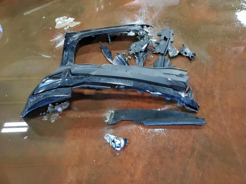 Фото 12 - CHEVROLET COLORADO