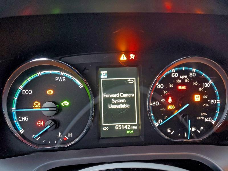 Фото 9 - TOYOTA RAV4