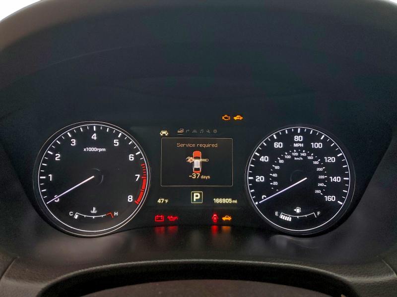 Фото 9 - HYUNDAI GENESIS