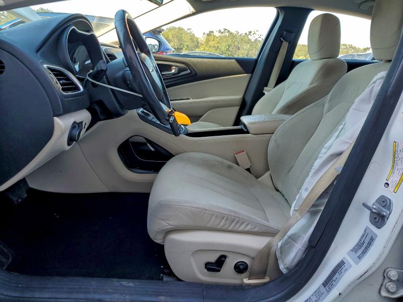 CHRYSLER 200 2015 VIN 1C3CCCAB7FN607650