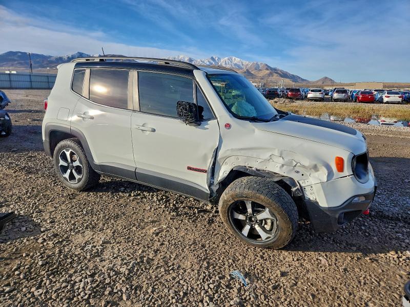Фото 4 - JEEP RENEGADE