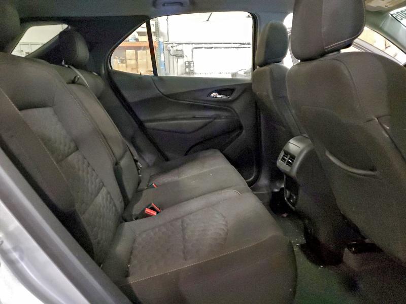 Фото 10 - CHEVROLET EQUINOX