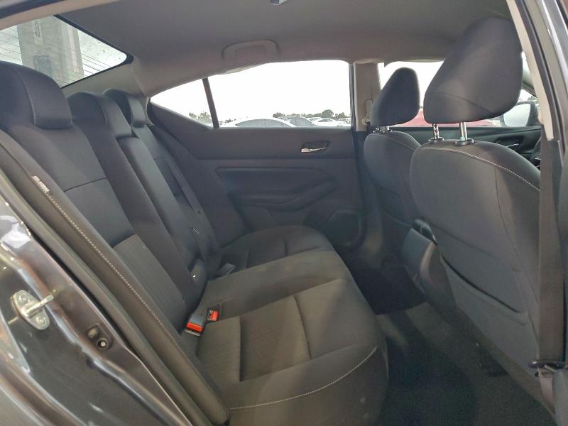 Фото 10 - NISSAN ALTIMA