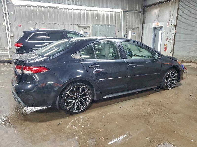 Фото 3 - TOYOTA COROLLA