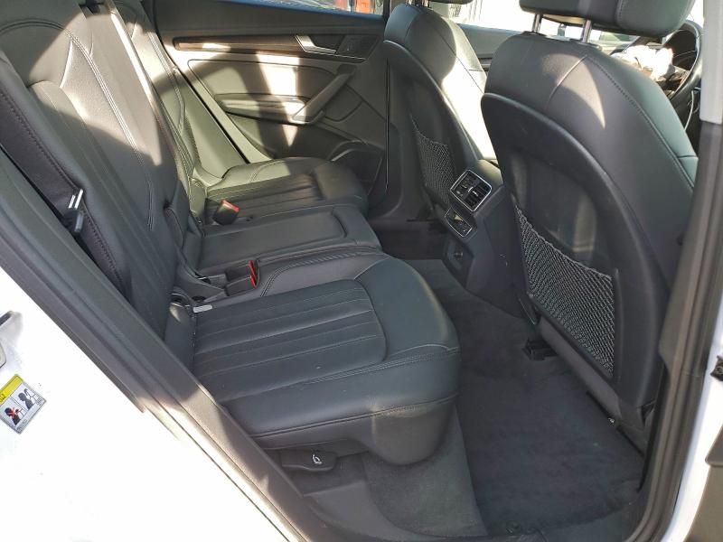 Фото 11 - AUDI Q5