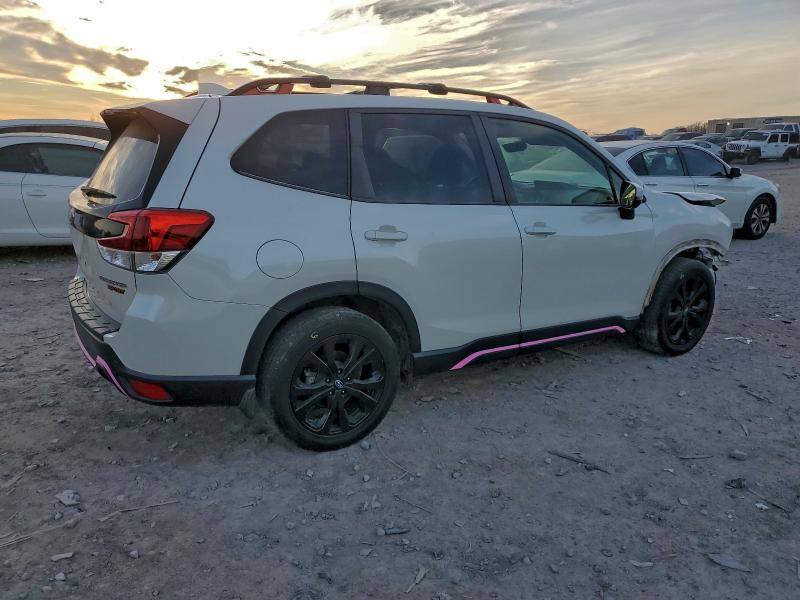 Фото 3 - SUBARU FORESTER