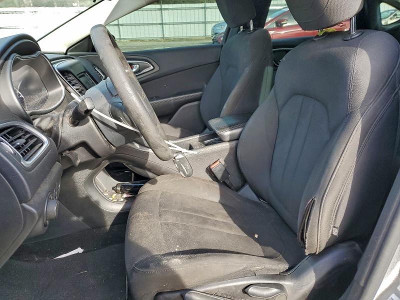 Фото 7 - CHRYSLER 200