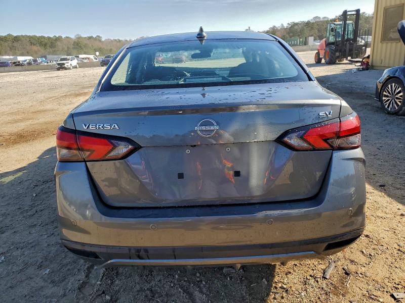 Фото 6 - NISSAN VERSA