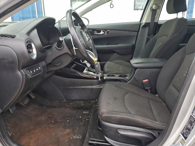 Фото 7 - KIA FORTE