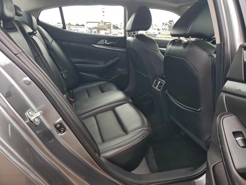 Фото 10 - NISSAN MAXIMA