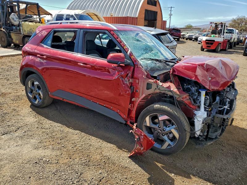 Фото 4 - HYUNDAI VENUE