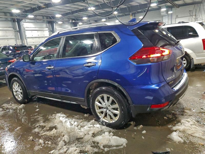 Фото 2 - NISSAN ROGUE