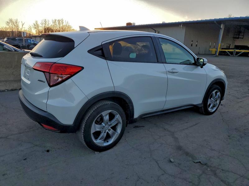 Фото 3 - HONDA HR-V
