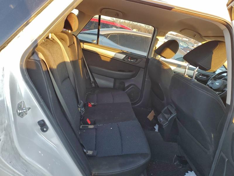 Фото 11 - SUBARU OUTBACK