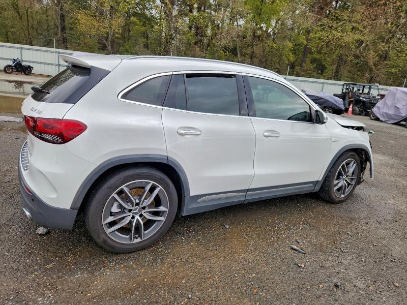 Фото 3 - MERCEDES-BENZ GLA-CLASS