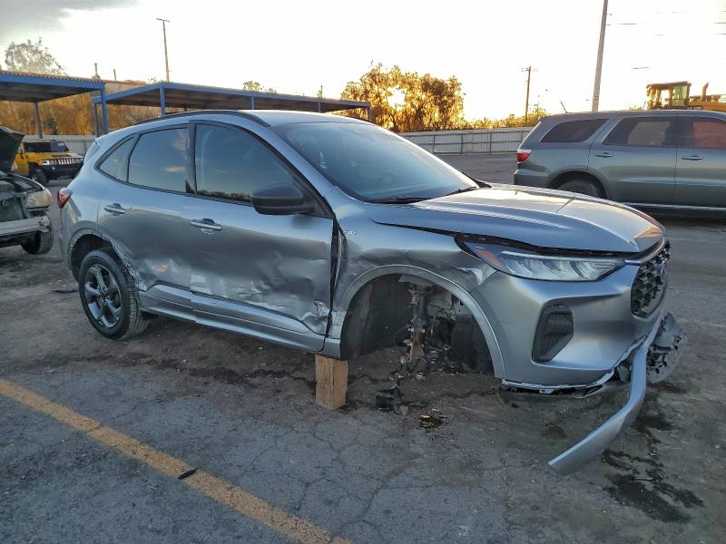 Фото 4 - FORD ESCAPE ST