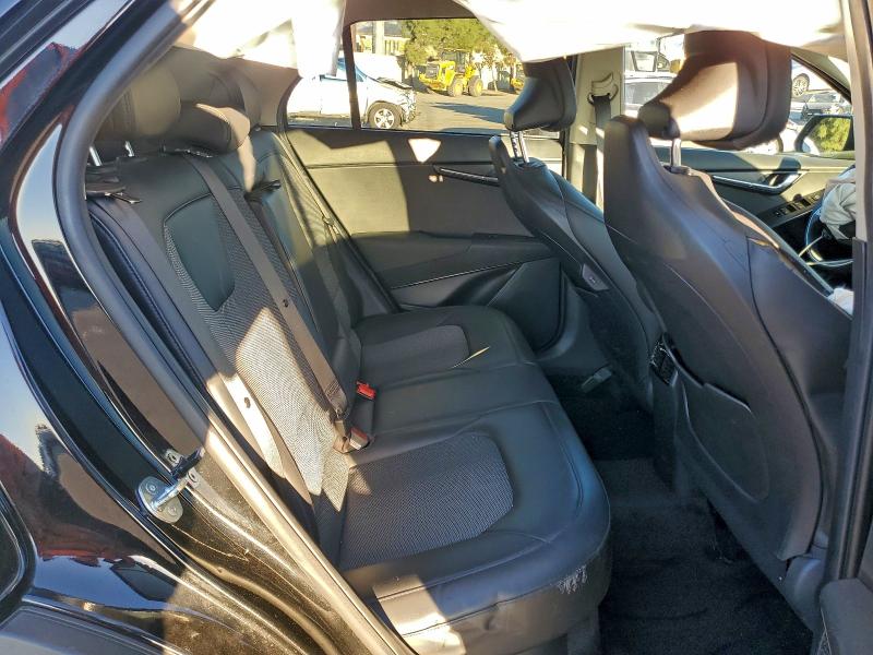 Фото 11 - KIA NIRO